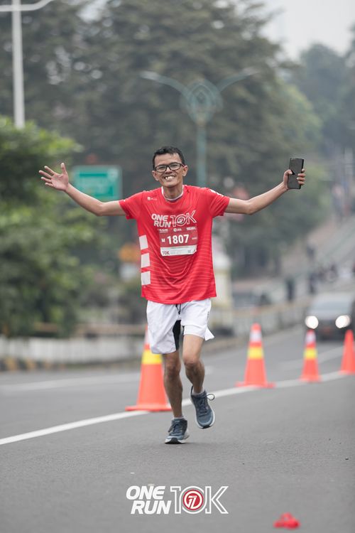 Race photo from ONE RUN 10K 2025