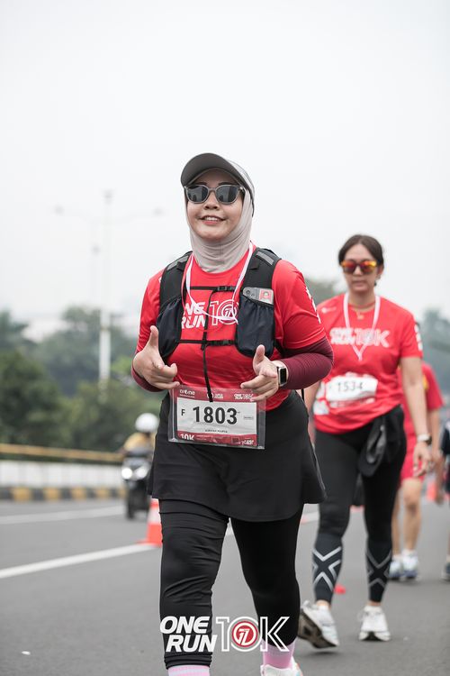 Race photo from ONE RUN 10K 2025