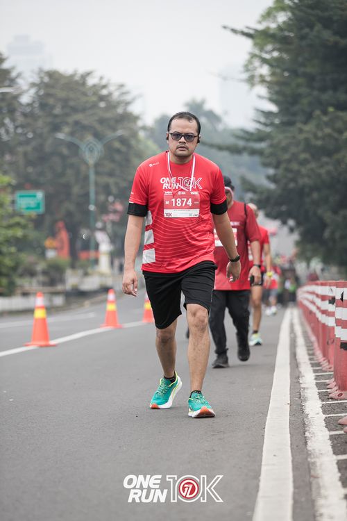 Race photo from ONE RUN 10K 2025