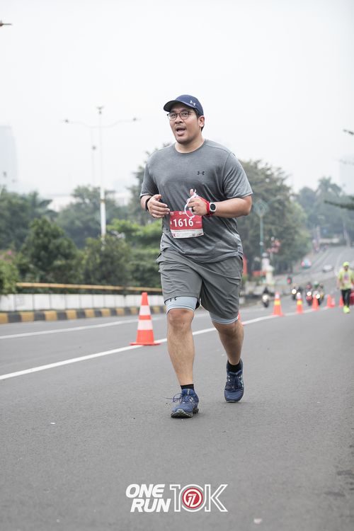 Race photo from ONE RUN 10K 2025