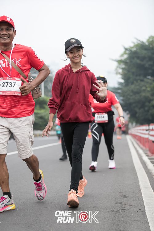 Race photo from ONE RUN 10K 2025