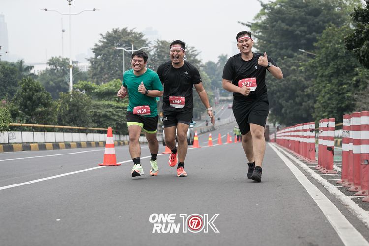 Race photo from ONE RUN 10K 2025
