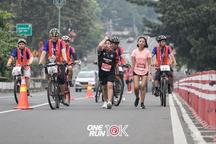 Race photo from ONE RUN 10K 2025