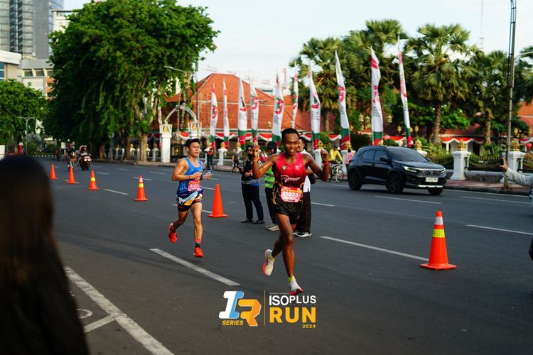 Race photo from Isoplus Run 2024 Surabaya