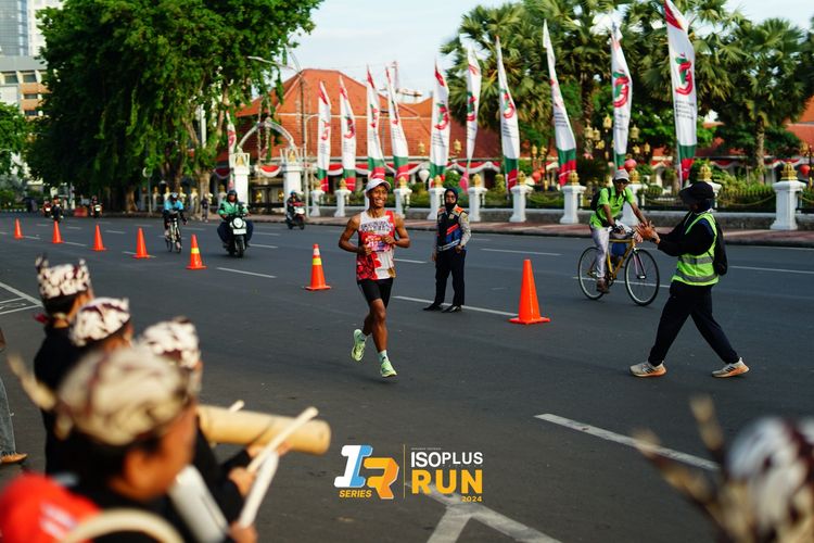 Race photo from Isoplus Run 2024 Surabaya