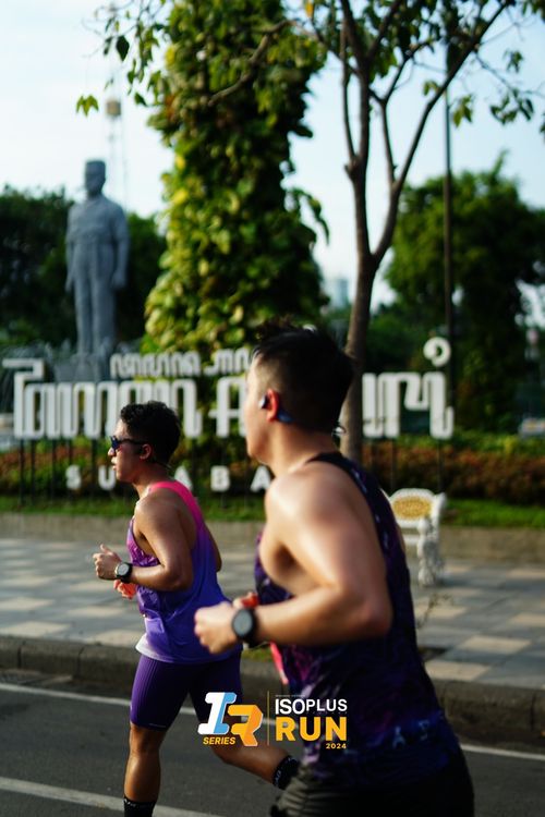 Race photo from Isoplus Run 2024 Surabaya
