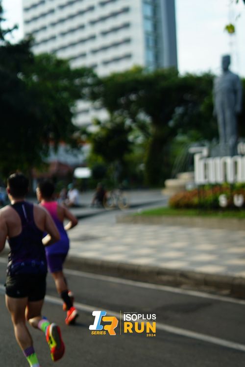 Race photo from Isoplus Run 2024 Surabaya