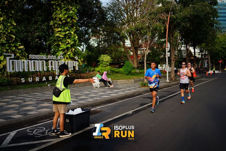 Race photo from Isoplus Run 2024 Surabaya