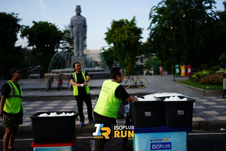 Race photo from Isoplus Run 2024 Surabaya