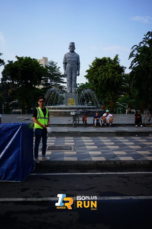 Race photo from Isoplus Run 2024 Surabaya