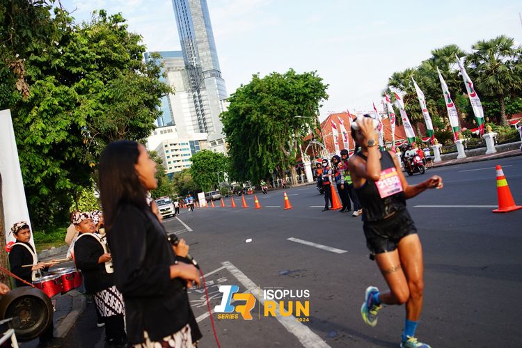 Race photo from Isoplus Run 2024 Surabaya