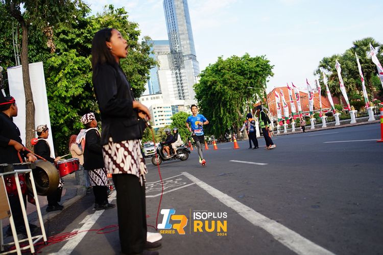 Race photo from Isoplus Run 2024 Surabaya