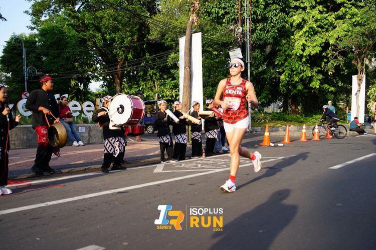 Race photo from Isoplus Run 2024 Surabaya