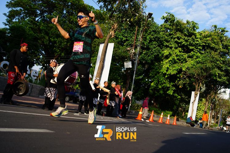 Race photo from Isoplus Run 2024 Surabaya