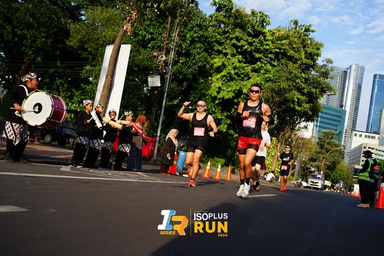 Race photo from Isoplus Run 2024 Surabaya
