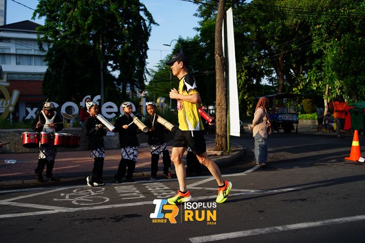 Race photo from Isoplus Run 2024 Surabaya