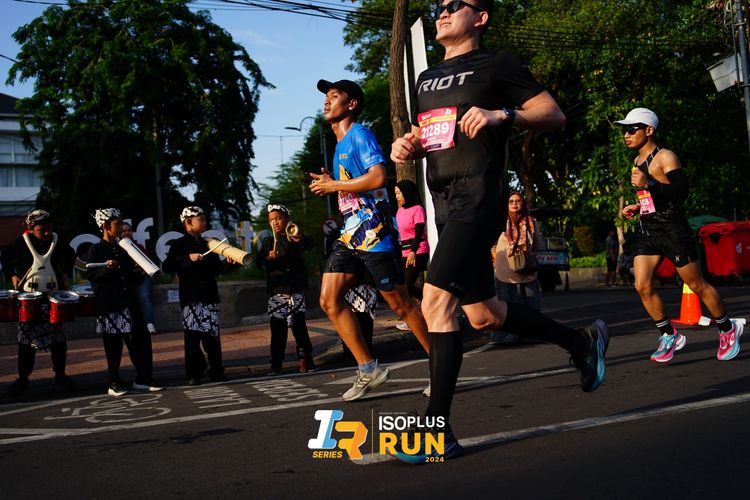 Race photo from Isoplus Run 2024 Surabaya