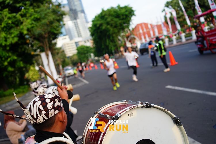 Race photo from Isoplus Run 2024 Surabaya