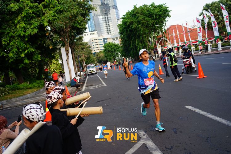 Race photo from Isoplus Run 2024 Surabaya