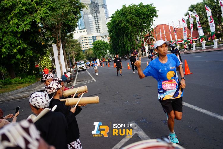 Race photo from Isoplus Run 2024 Surabaya