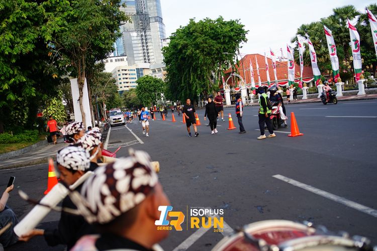 Race photo from Isoplus Run 2024 Surabaya