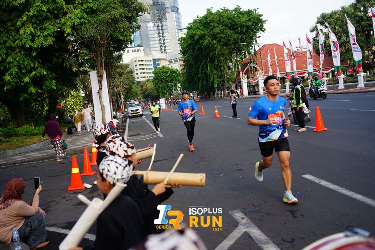 Race photo from Isoplus Run 2024 Surabaya