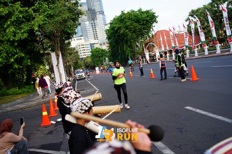 Race photo from Isoplus Run 2024 Surabaya