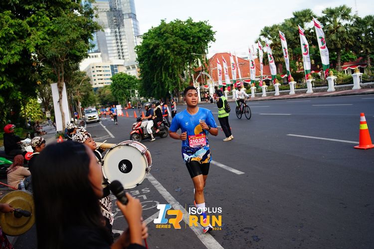 Race photo from Isoplus Run 2024 Surabaya