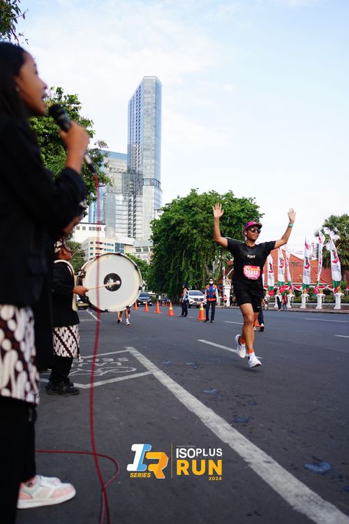 Race photo from Isoplus Run 2024 Surabaya