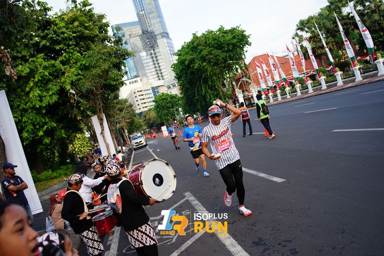 Race photo from Isoplus Run 2024 Surabaya