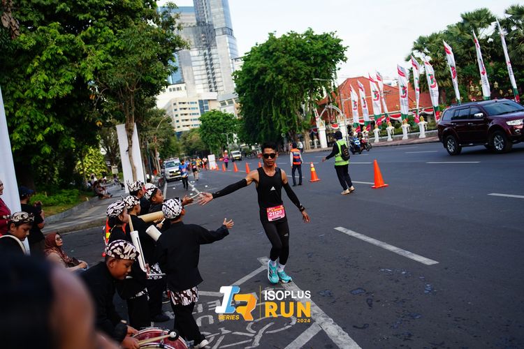 Race photo from Isoplus Run 2024 Surabaya