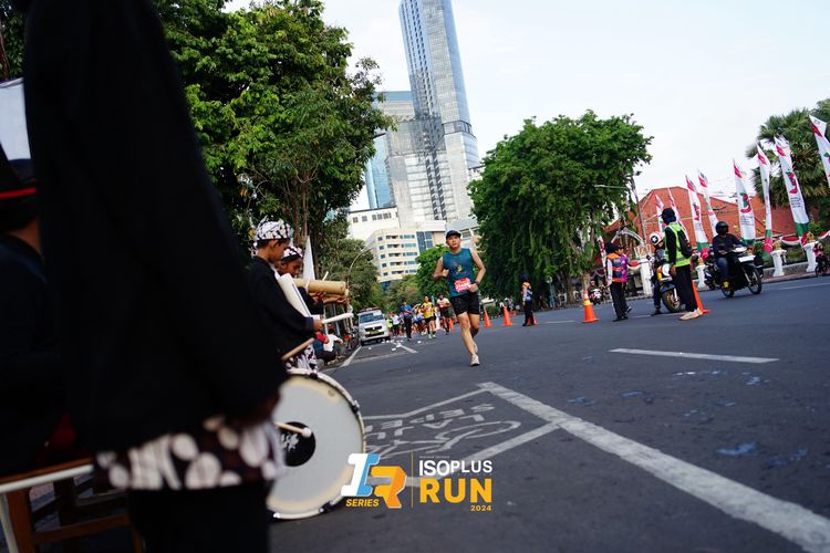 Race photo from Isoplus Run 2024 Surabaya
