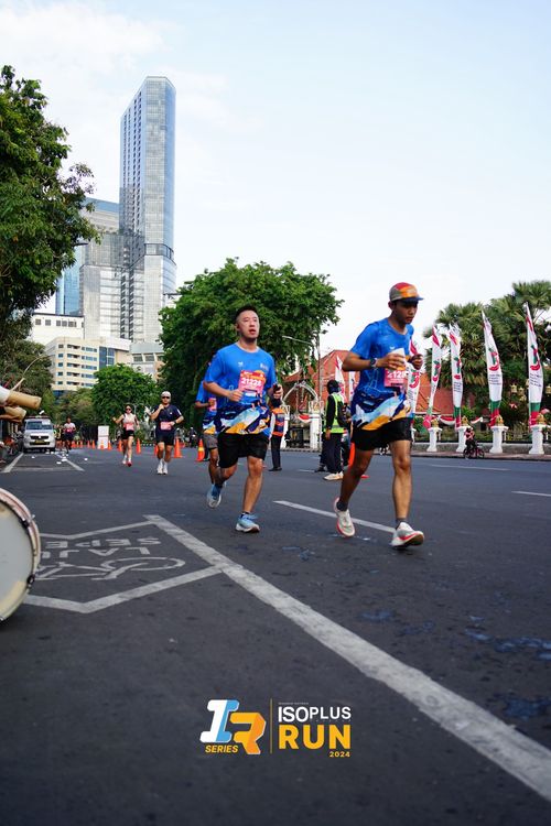 Race photo from Isoplus Run 2024 Surabaya