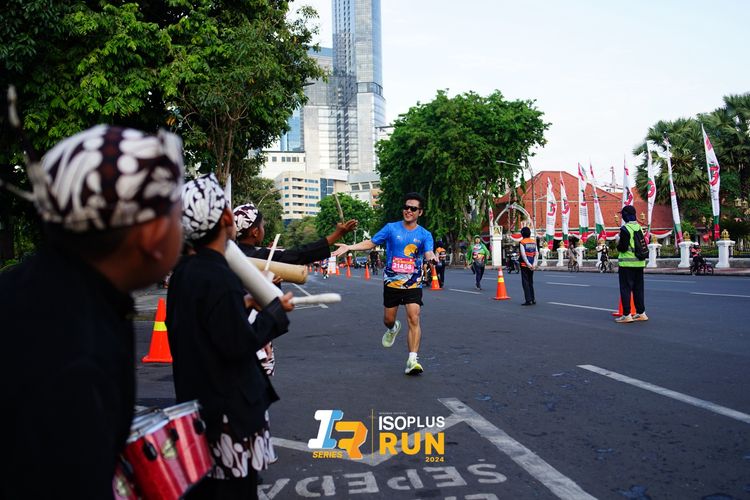 Race photo from Isoplus Run 2024 Surabaya