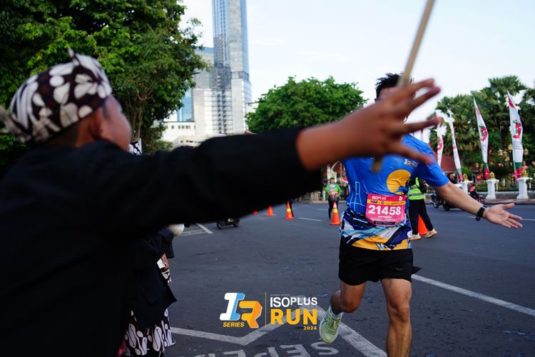 Race photo from Isoplus Run 2024 Surabaya