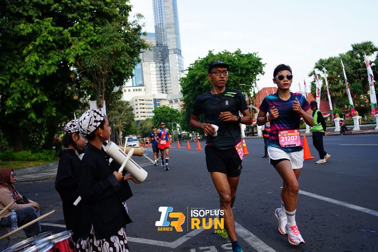 Race photo from Isoplus Run 2024 Surabaya