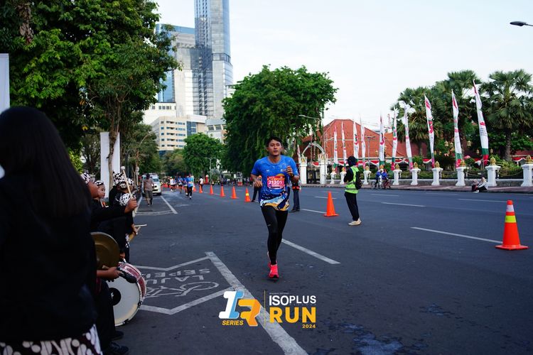 Race photo from Isoplus Run 2024 Surabaya
