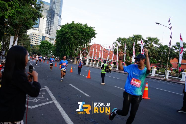 Race photo from Isoplus Run 2024 Surabaya