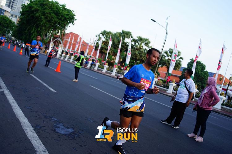 Race photo from Isoplus Run 2024 Surabaya