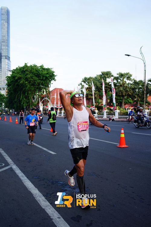 Race photo from Isoplus Run 2024 Surabaya