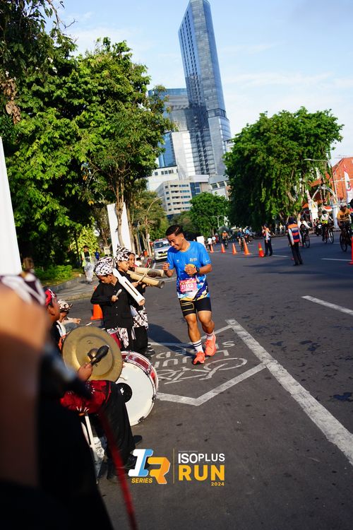 Race photo from Isoplus Run 2024 Surabaya