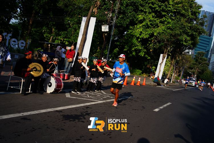 Race photo from Isoplus Run 2024 Surabaya