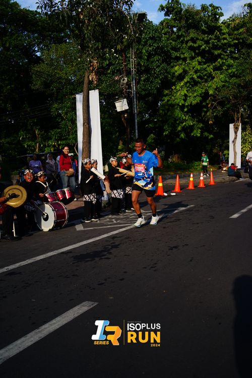 Race photo from Isoplus Run 2024 Surabaya