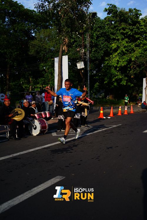 Race photo from Isoplus Run 2024 Surabaya
