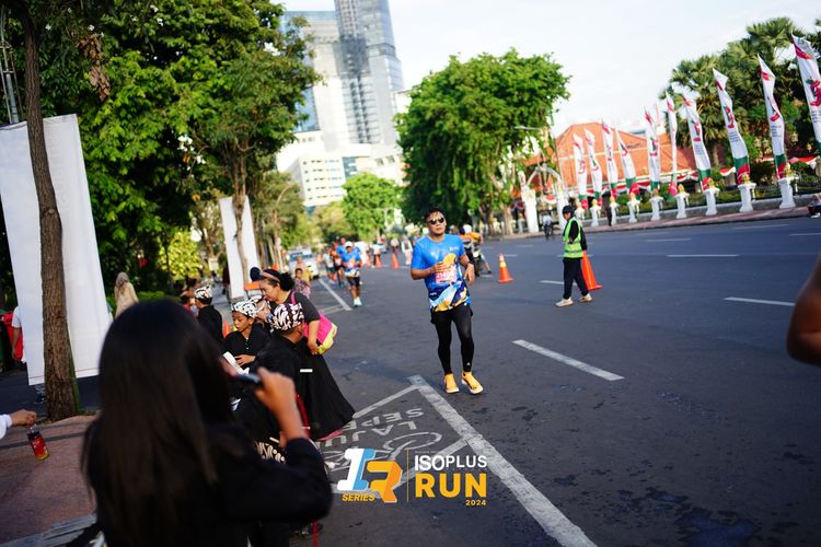 Race photo from Isoplus Run 2024 Surabaya