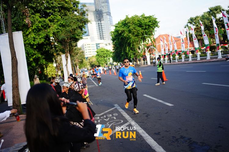 Race photo from Isoplus Run 2024 Surabaya