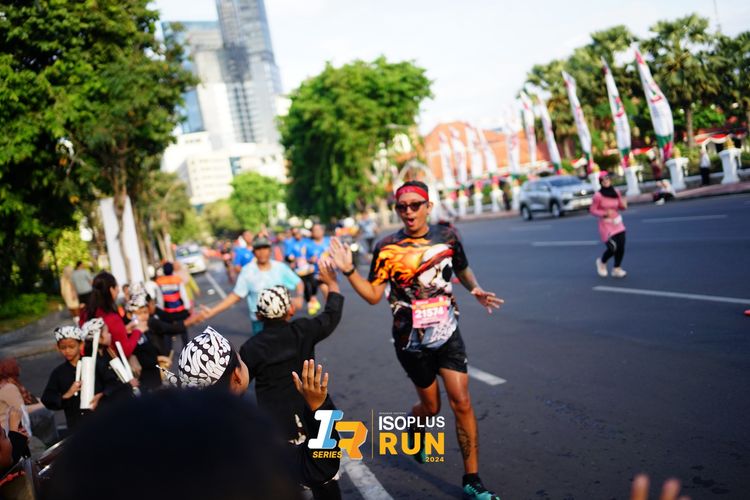 Race photo from Isoplus Run 2024 Surabaya
