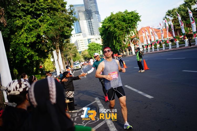 Race photo from Isoplus Run 2024 Surabaya