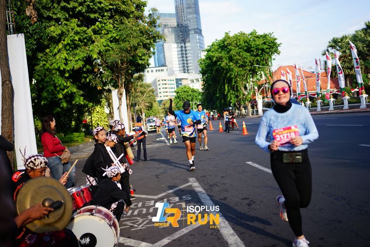 Race photo from Isoplus Run 2024 Surabaya