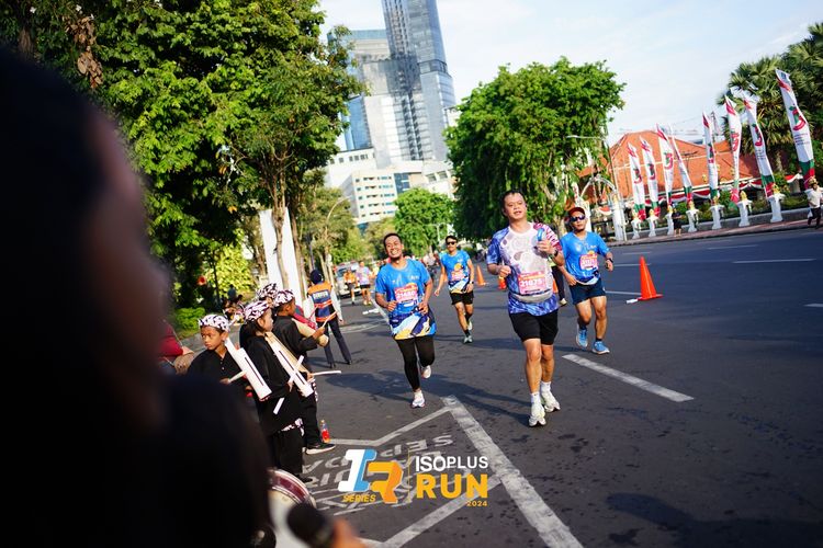 Race photo from Isoplus Run 2024 Surabaya